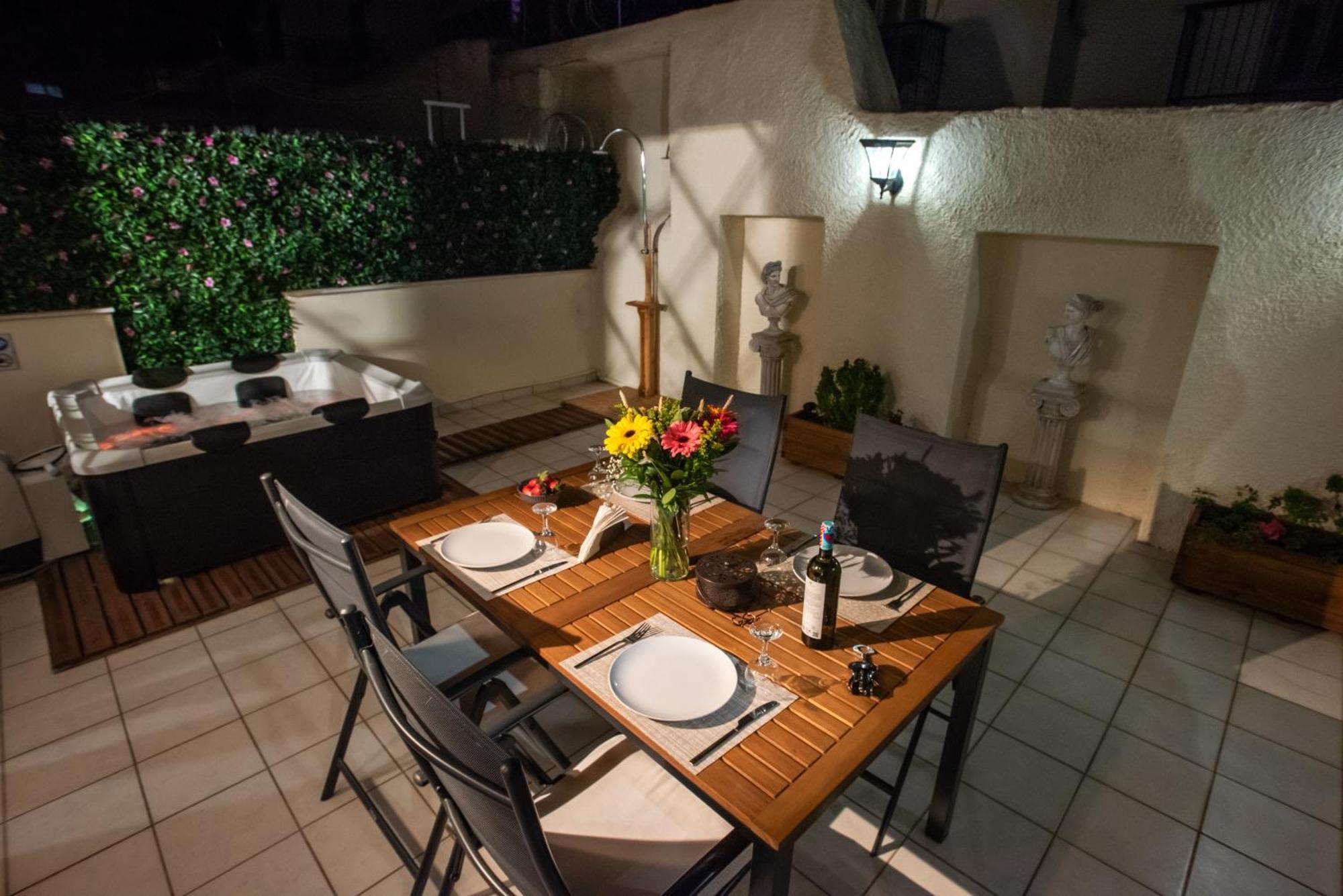 Kg Acropolis Escape Spa Apartment Atina Dış mekan fotoğraf